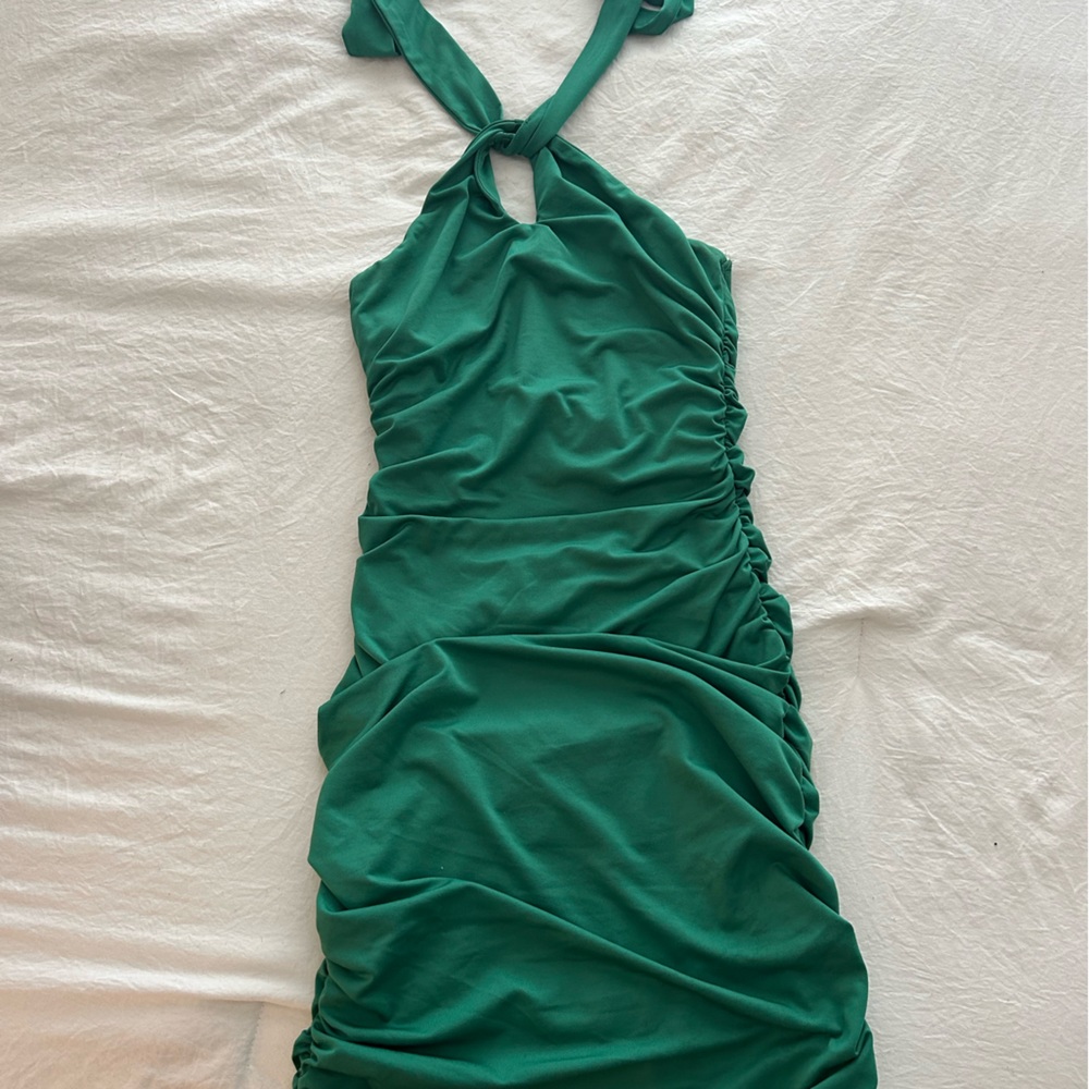 Princess Polly Halter Body con Dress